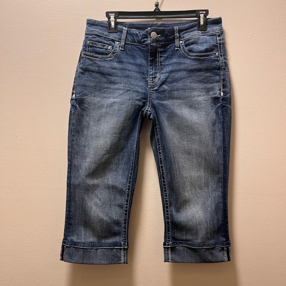 Daytrip Virgo Bootcut Cuffed Classic Y2K Revival Denim Capri’s, Sz 29, Med Wash